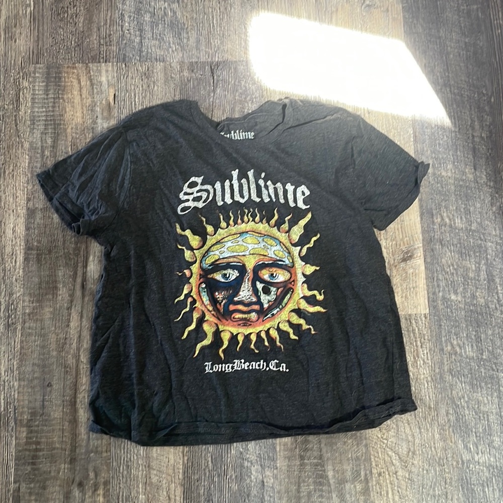 sublime dark grey graphic tee